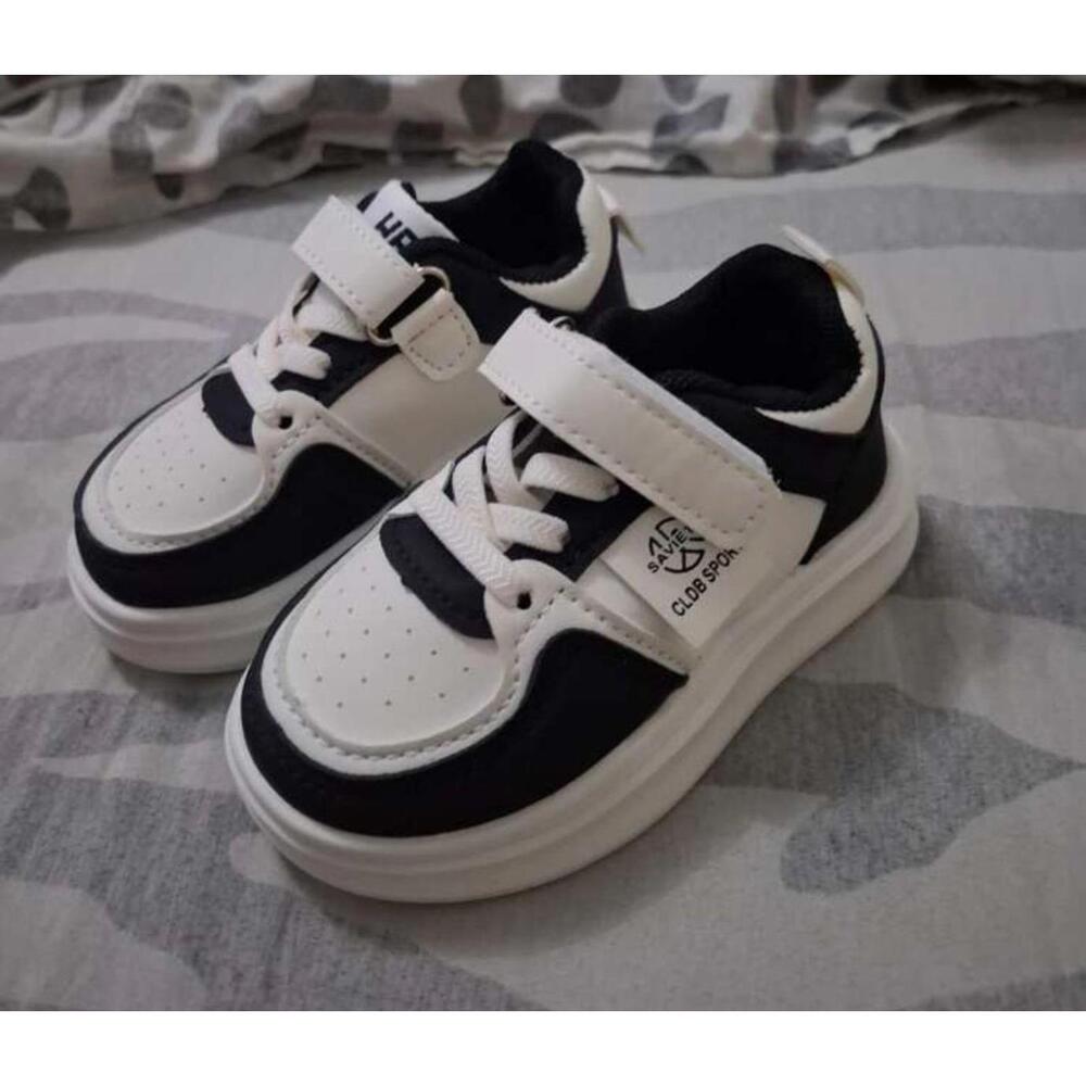 Toddler sneakers